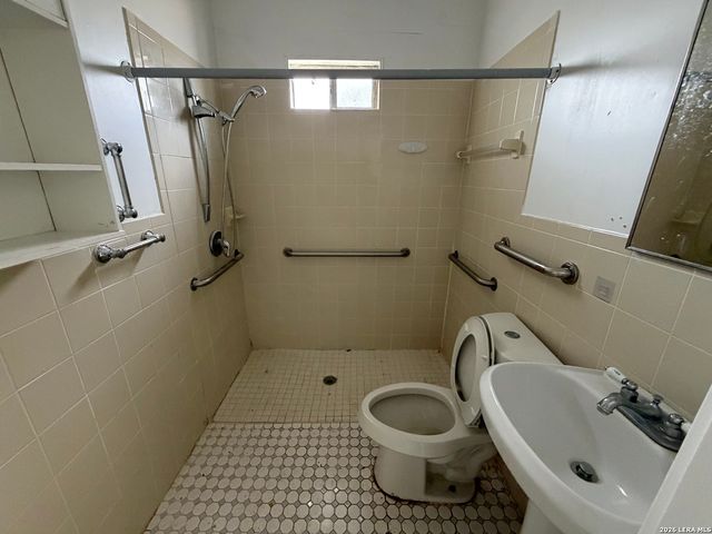 3007 W GERALD AVE, San Antonio, TX 78211