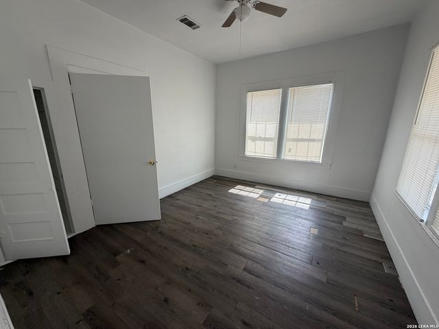 3007 W GERALD AVE, San Antonio, TX 78211