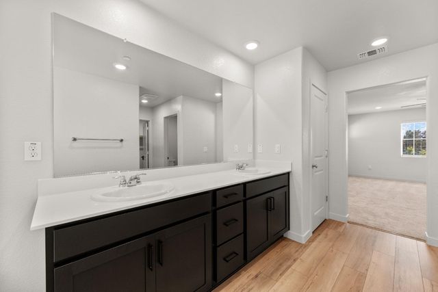 644 Whitewater Way, West Sacramento, CA 95605