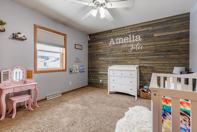 304 Heather PLACE, Holmen, WI 54636