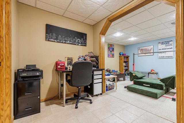 304 Heather PLACE, Holmen, WI 54636