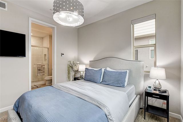 658 Spotted Falcon Street, Las Vegas, NV 89138