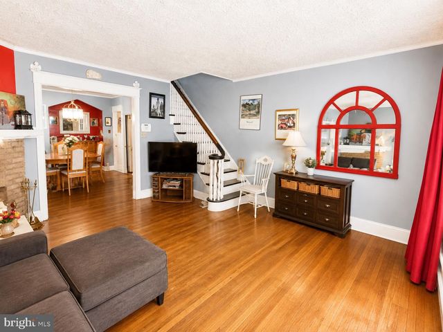 6036 N 19TH ST, Philadelphia, PA 19141