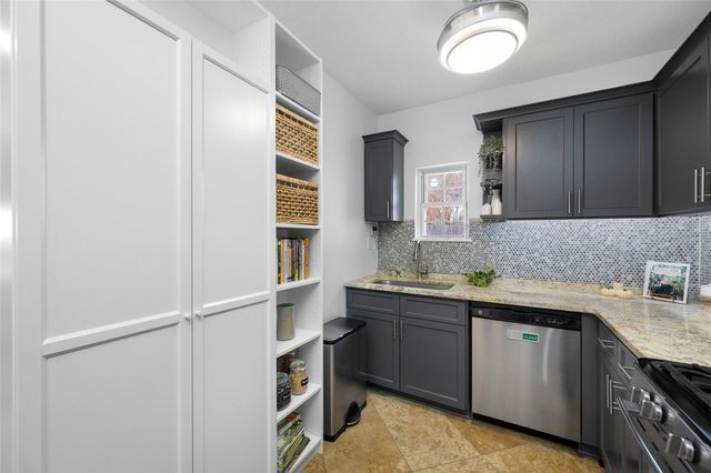 1745 11TH AVENUE N, St Petersburg, FL 33713