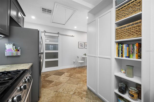 1745 11TH AVENUE N, St Petersburg, FL 33713