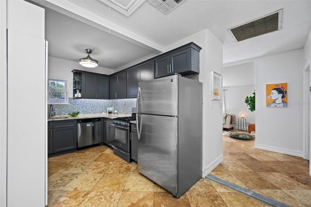 1745 11TH AVENUE N, St Petersburg, FL 33713