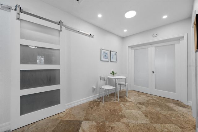 1745 11TH AVENUE N, St Petersburg, FL 33713