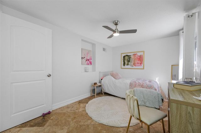 1745 11TH AVENUE N, St Petersburg, FL 33713