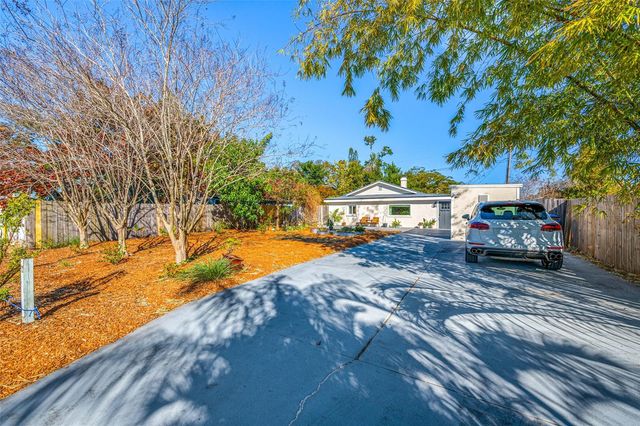 1745 11TH AVENUE N, St Petersburg, FL 33713