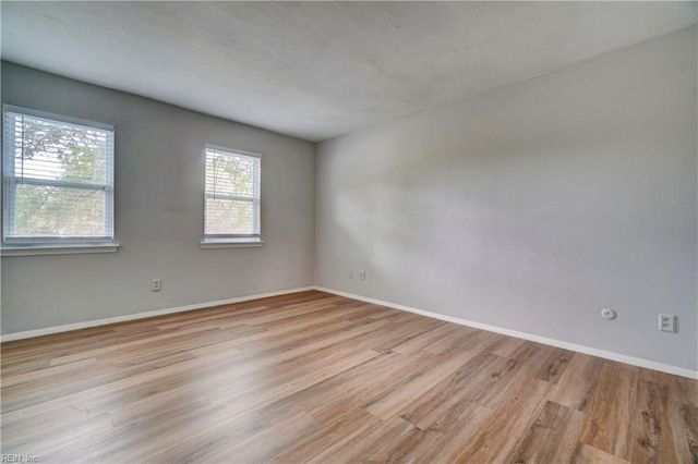 828 Timberlake DR, Virginia Beach, VA 23464