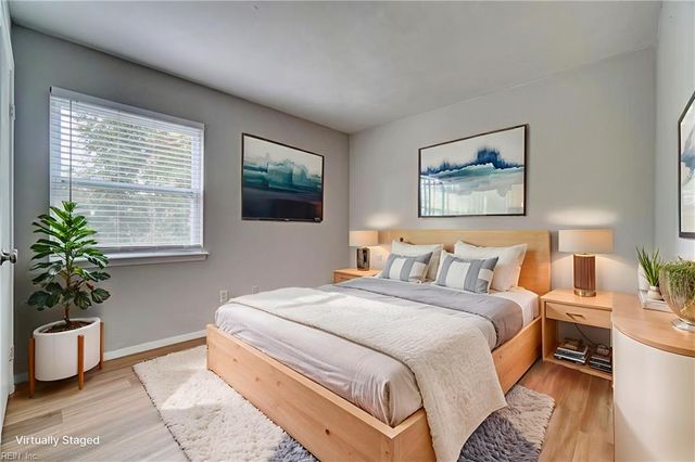 828 Timberlake DR, Virginia Beach, VA 23464