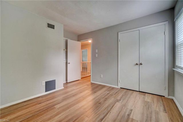 828 Timberlake DR, Virginia Beach, VA 23464