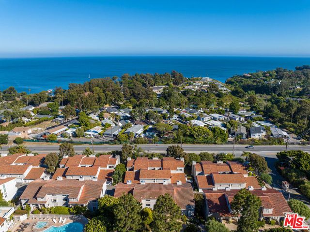 28374 Rey De Copas Lane, Malibu, CA 90265