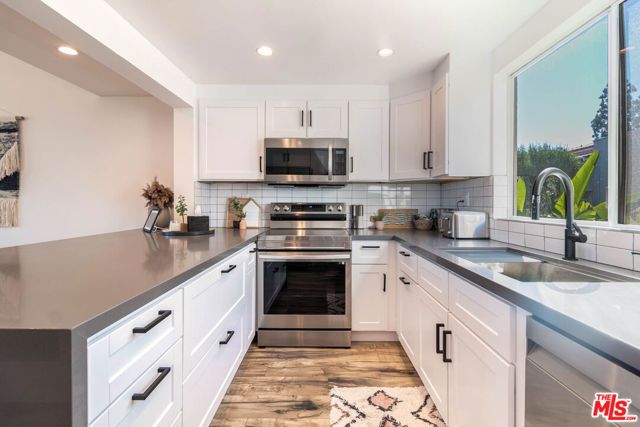 28374 Rey De Copas Lane, Malibu, CA 90265