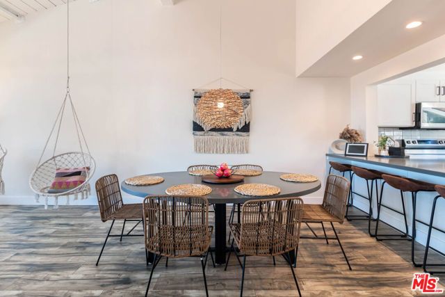 28374 Rey De Copas Lane, Malibu, CA 90265