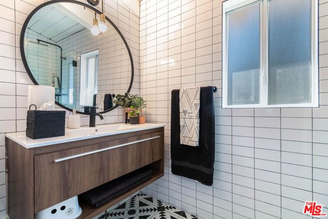 28374 Rey De Copas Lane, Malibu, CA 90265