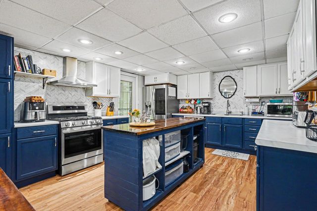 2430 W Woodrow Road, Shelby Twp, MI 49455