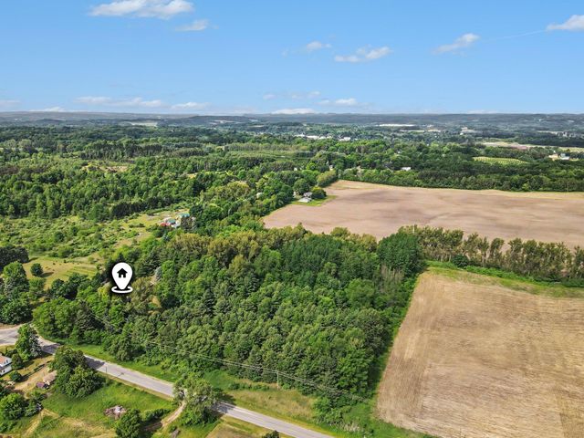2430 W Woodrow Road, Shelby Twp, MI 49455