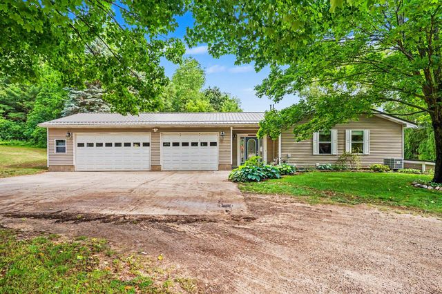 2430 W Woodrow Road, Shelby Twp, MI 49455