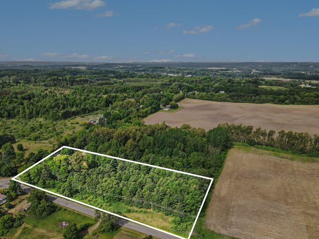 2430 W Woodrow Road, Shelby Twp, MI 49455