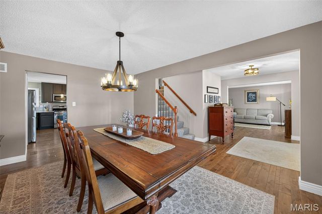 292 England Drive, O'fallon, MO 63366