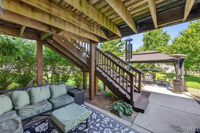 292 England Drive, O'fallon, MO 63366