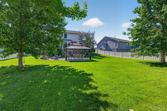 292 England Drive, O'fallon, MO 63366