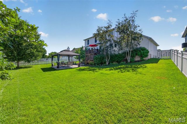 292 England Drive, O'fallon, MO 63366