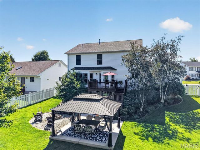 292 England Drive, O'fallon, MO 63366