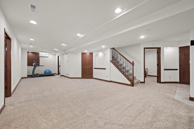 W234N7698 Grey Moss COURT, Sussex, WI 53089