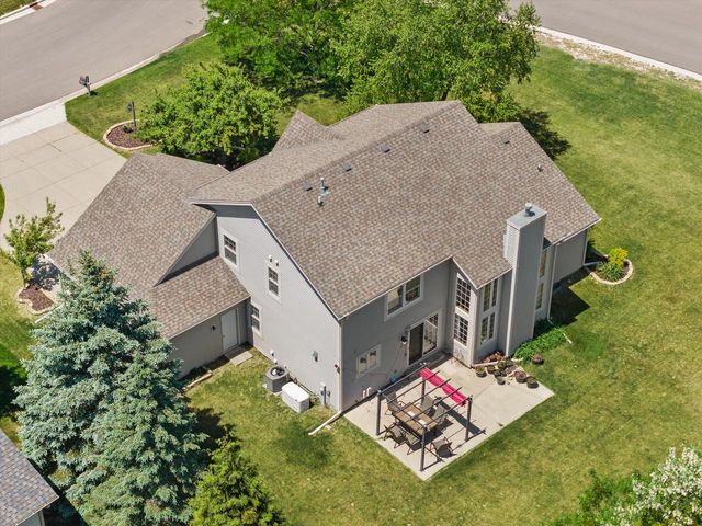 W234N7698 Grey Moss COURT, Sussex, WI 53089
