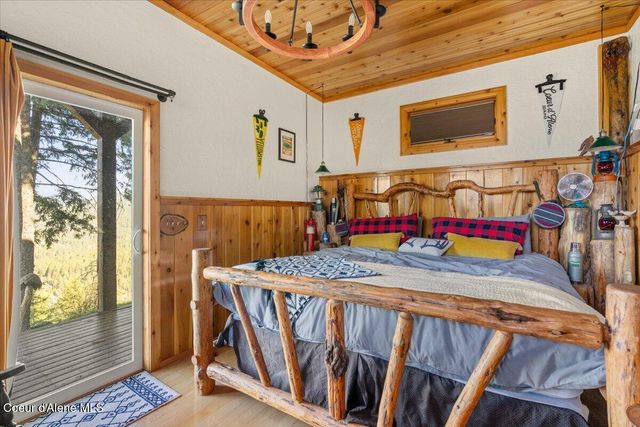 31 S Lightning Spur LN, Coeur D'alene, ID 83814