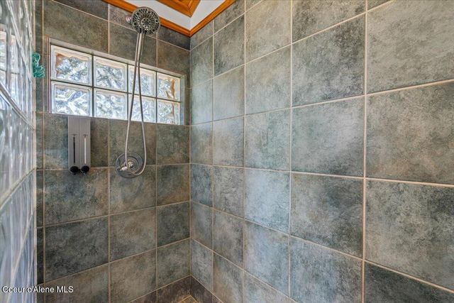 31 S Lightning Spur LN, Coeur D'alene, ID 83814