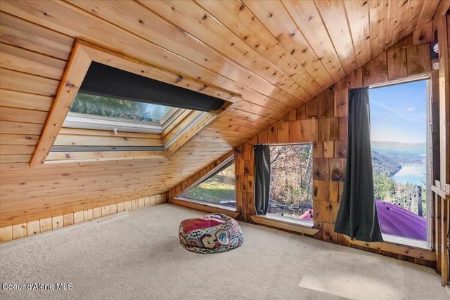 31 S Lightning Spur LN, Coeur D'alene, ID 83814