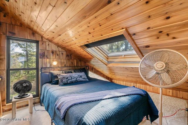 31 S Lightning Spur LN, Coeur D'alene, ID 83814