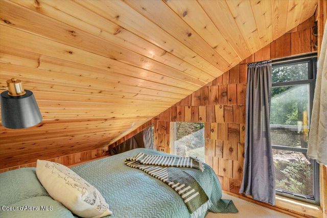 31 S Lightning Spur LN, Coeur D'alene, ID 83814