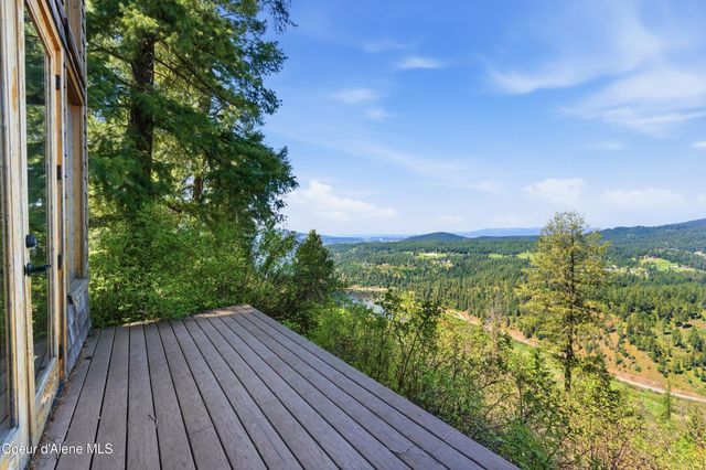 31 S Lightning Spur LN, Coeur D'alene, ID 83814