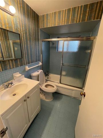 1221 Scott Avenue, St Louis, MO 63138