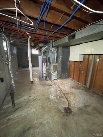 1221 Scott Avenue, St Louis, MO 63138