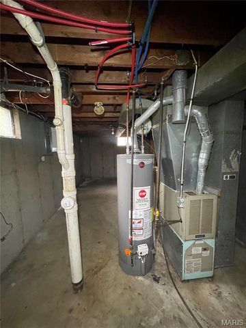 1221 Scott Avenue, St Louis, MO 63138