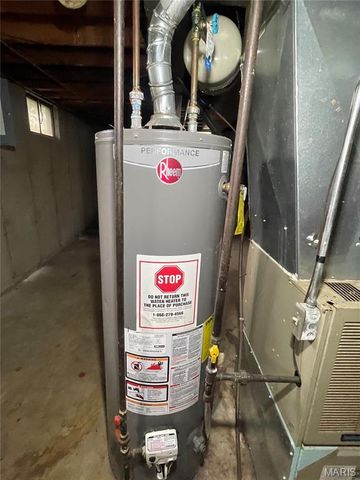 1221 Scott Avenue, St Louis, MO 63138