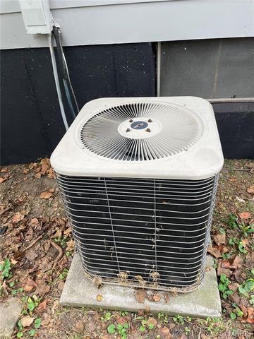 1221 Scott Avenue, St Louis, MO 63138