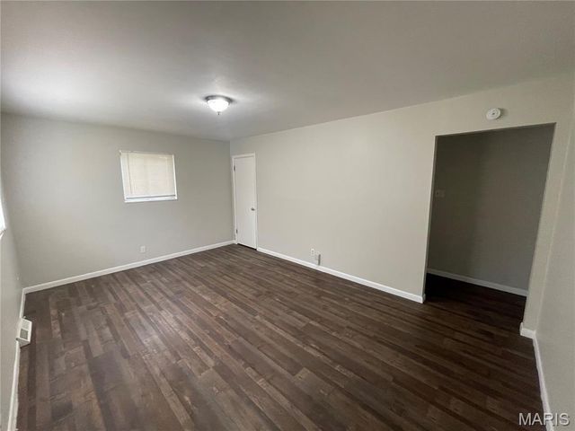 1221 Scott Avenue, St Louis, MO 63138