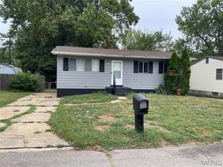 1221 Scott Avenue, St Louis, MO 63138