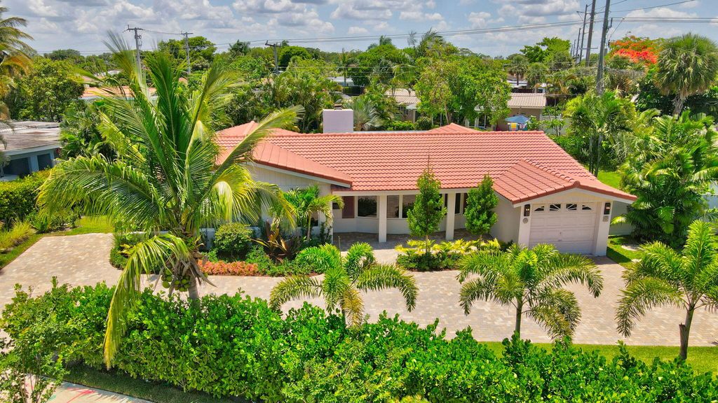 1 SW 8th Ter Terrace, Boca Raton, FL 33486