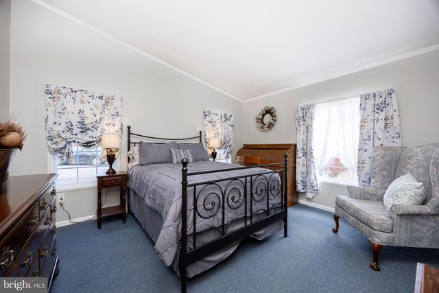 107 CARVER LN, Royersford, PA 19468