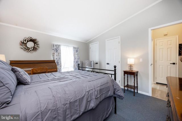 107 CARVER LN, Royersford, PA 19468