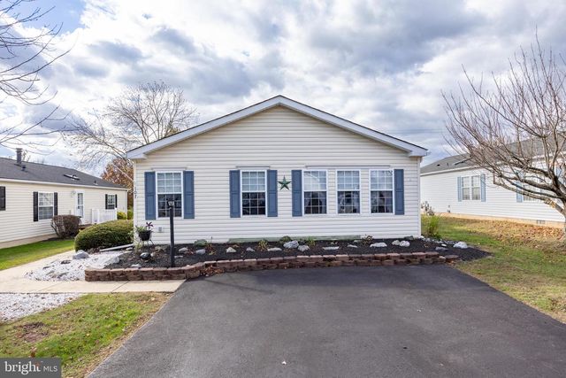 107 CARVER LN, Royersford, PA 19468