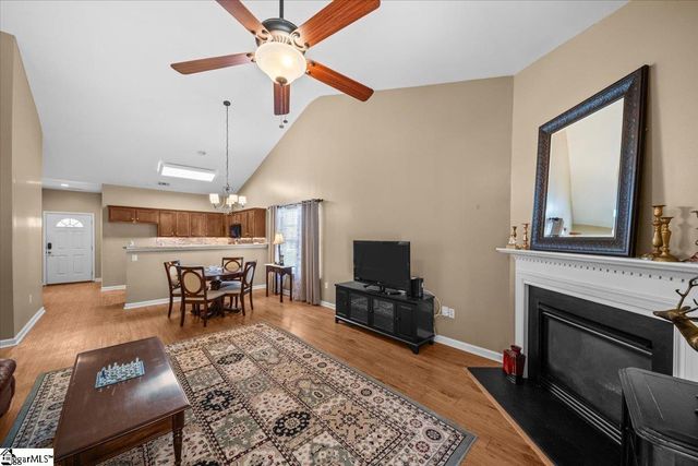 408 Bridgewood Court, Boiling Springs, SC 29316