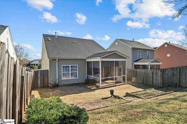 408 Bridgewood Court, Boiling Springs, SC 29316